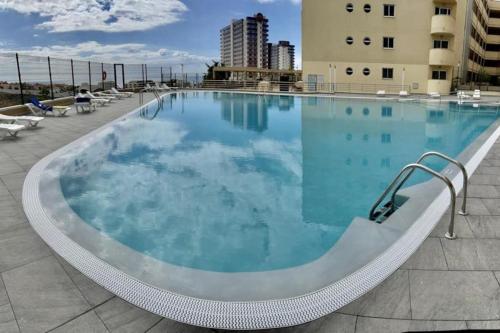 Sun Paradise Beach, WiFi, Sea Views, and Pool