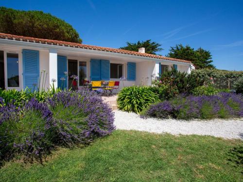 Zahrada ubytování Holiday Home Le Bigorneau Préfaillais by Interhome