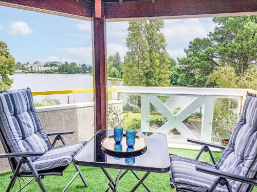 Apartment Calme et Vue sur l'Etang au Duc by Interhome