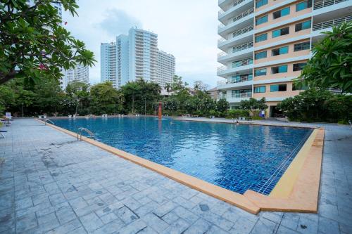 Πισίνα στο ή κοντά στο Jomtien Seaview Studio at View Talay 5 ,Big Pool