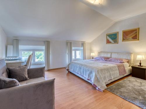 Apartment Floreano by Interhome