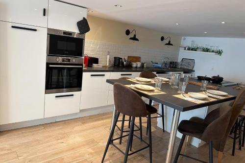 Spacious duplex near the city center of Cannes