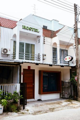 Budova, kde se hostel nachází