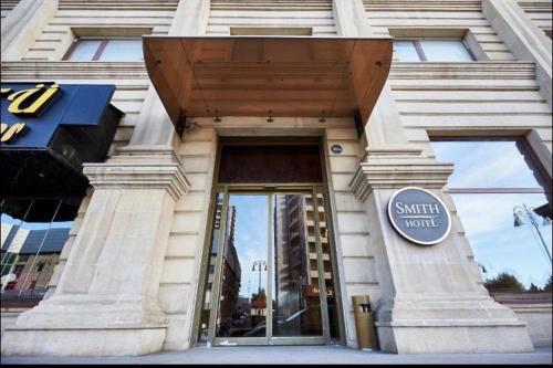 Exteriér nebo vchod ubytování Smith Hotel