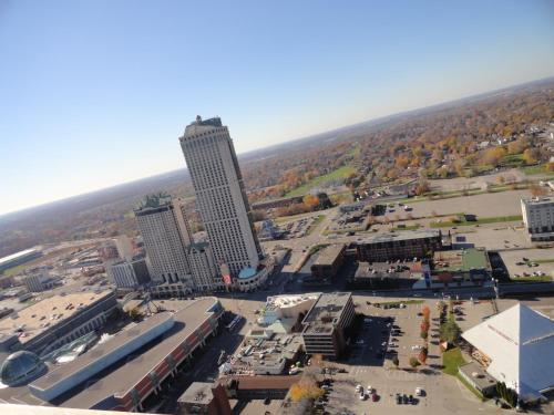 an aerial view of a city with tall buildings at Rainbow Bed & Breakfast in Niagara Falls