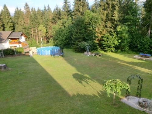 Gallery image of Garten- & Loggia-Appartement HERRENHAUS in Dellach im Drautal