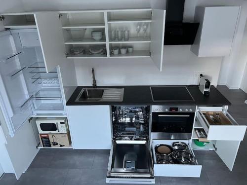 Η κουζίνα ή μικρή κουζίνα στο Rheingau Apartments