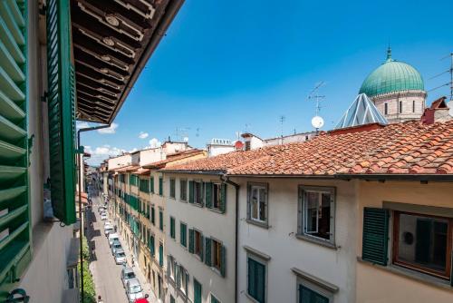 Pilastri Terrace by Mamo Florence