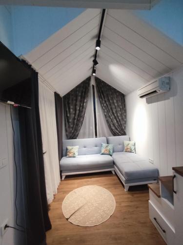 Dikili ZeyTiny House