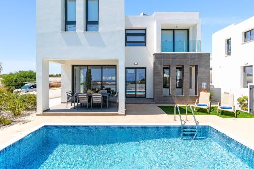 Villa Alassia 20 by Ezoria Villas