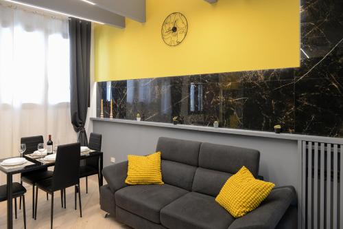 Trastevere golden luxury loft