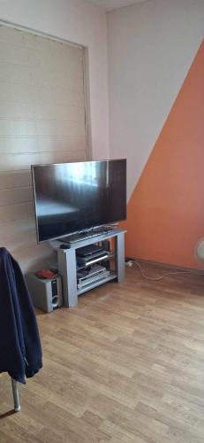 lccná samostatná izba v piešťanoch