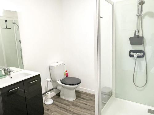 Bilik mandi di Appartement 1 moderne - centre