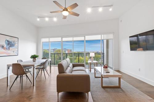 Imagem da galeria de Destination at the Cedars 417 em Dallas