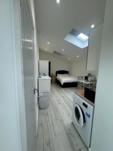 Gallery image of Studio room next to Gatwick in Crawley