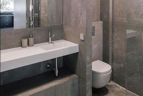 For You Rentals Espectacular apartamento TEMPORAL en Madrid Río VAL100