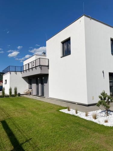 Budova, v ktorej sa apartmán nachádza