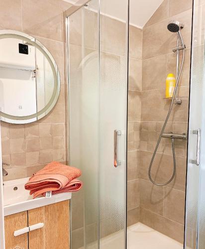 Ένα μπάνιο στο MY HOME Appartement
