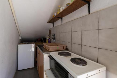 Kuchyň nebo kuchyňský kout v ubytování Rooms with a parking space Stari Grad, Hvar - 14831