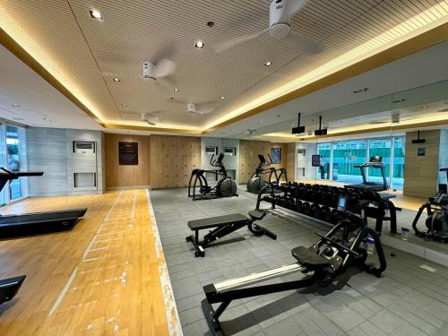 Γυμναστήριο ή/και όργανα γυμναστικής στο Casa Fama - Fame Residences Staycation