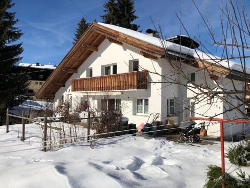 Haus Jochblick mit sonniger, großer Terrasse