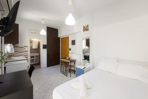 Pagrati Cozy Retreat
