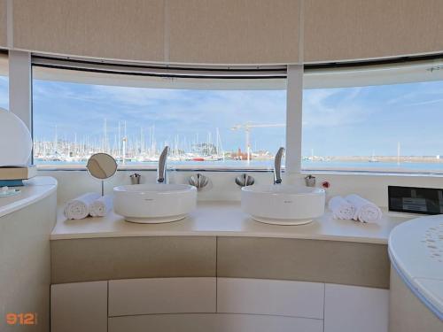 Fotografie z fotogalerie ubytování ANTHENEA Suite Hôtelière Flottante v destinaci Perros-Guirec
