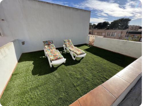 Zdjęcie z galerii obiektu Casa playa con grandes terrazas w mieście Los Nietos