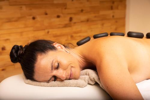 Alpbacherhof Mountain & Spa Resortにあるスパまたはウェルネス施設