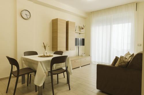 TV a/nebo společenská místnost v ubytování Residenze Roscioli