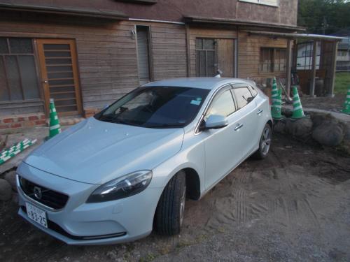 a white car parked in front of a house at SDGs house with shower room - Vacation STAY 34864v in Yufu