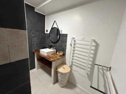 Gallery image of LOFT ATYPIQUE au COEUR de la PROVENCE in Carpentras