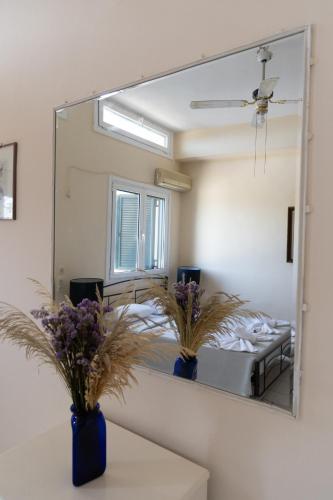 Ayía VarváraにあるMani Tsopakas Residencesのギャラリーの写真