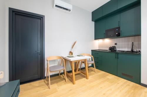 Dapur atau dapur kecil di Qstay Gratus Tbilisi