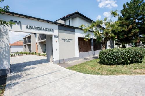 Várvavár Apartman Gyula