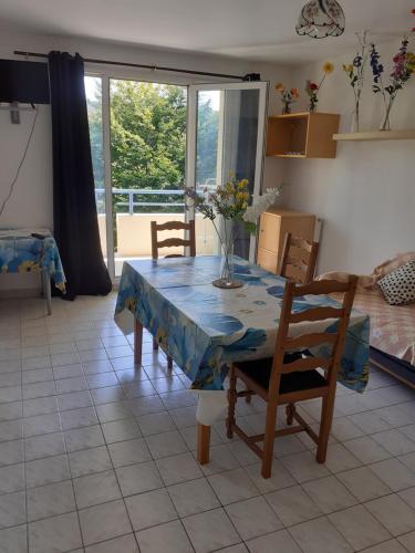 Photo de la galerie de l'établissement Deux pièces Montévrain, à Montévrain