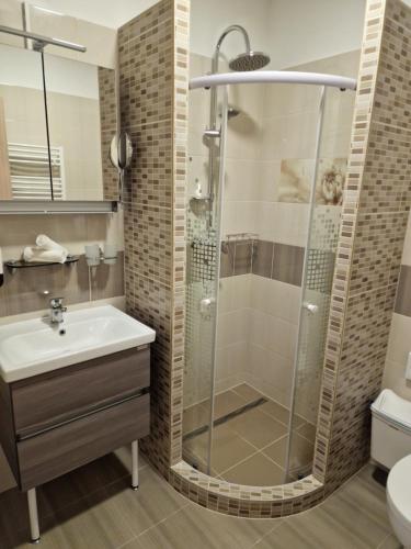 Holiday Apartmanház Gyula 5700 Gyula, Gábor Áron utca 24 kép - 3