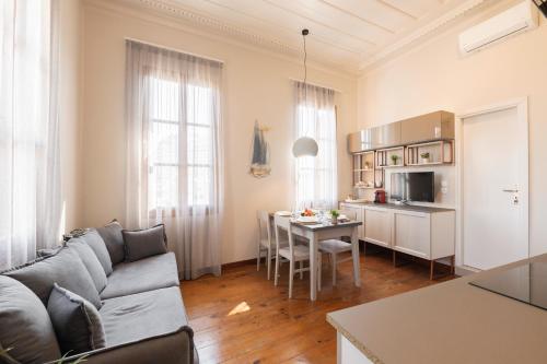 Ladino Old Town Suites