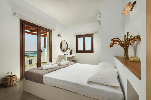 Letto o letti in una camera di Galma Luxury Homes