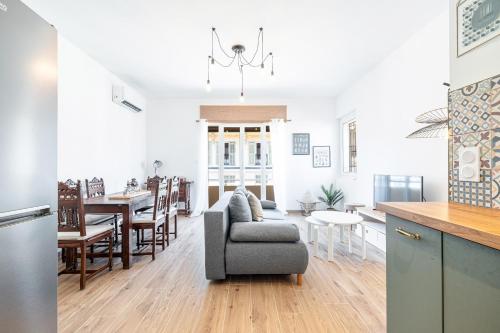 Large & Quiet 1 Bdr Downtown