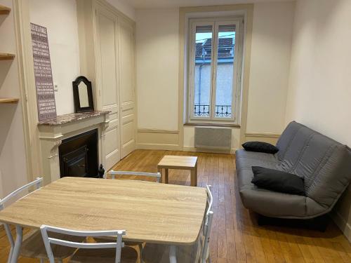 6 couchages proche centre ville location tarif spécial longue durée