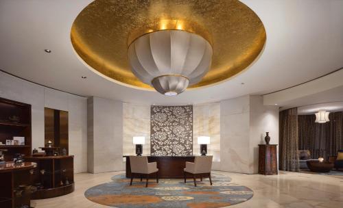 Ruang duduk di Shangri-La Chengdu