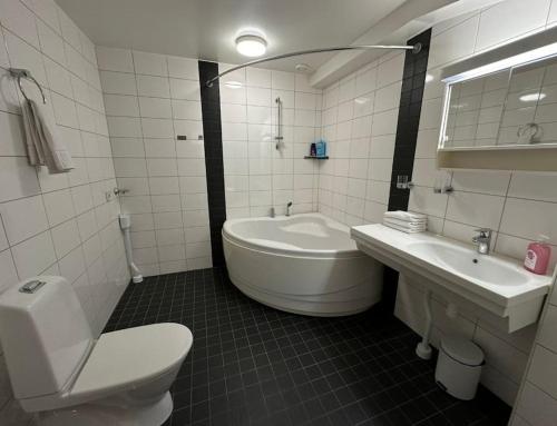 Koupelna v ubytování Nr1 På Spåret
