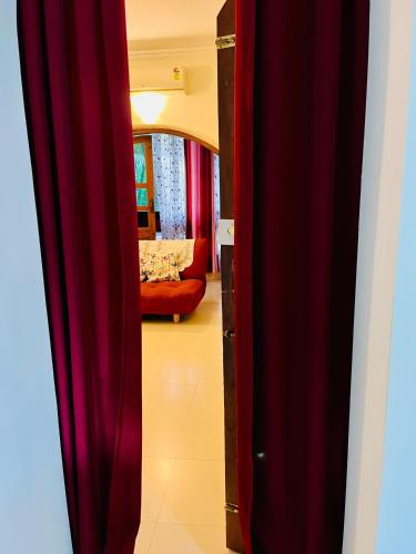 Ένα ή περισσότερα κρεβάτια σε δωμάτιο στο Kinara 2Bhk Candolim