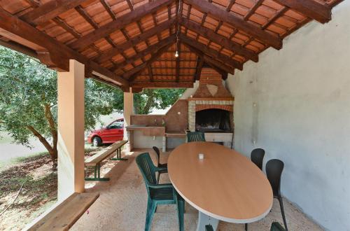 Fotografie z fotogalerie ubytování Apartment Muntic 2361 v destinaci Muntić