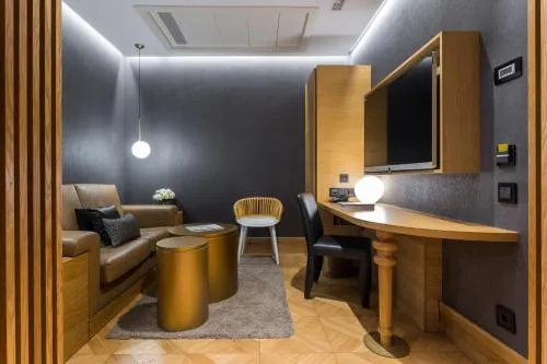 Monument Hotel photo 21