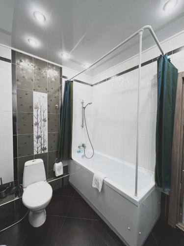 Ванная комната в Vip House Hotel
