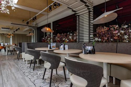 Restaurace v ubytování Fletcher Wellness-Hotel Kamperduinen