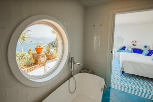 Un baño de Hotel Continental Mare