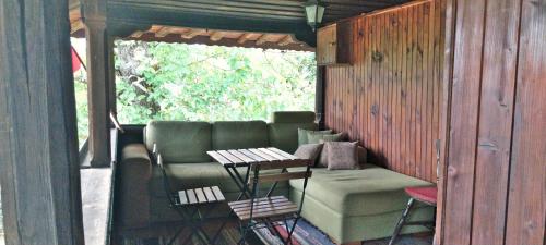 Imagen de la galería de Къща за гости Роза, en Elena